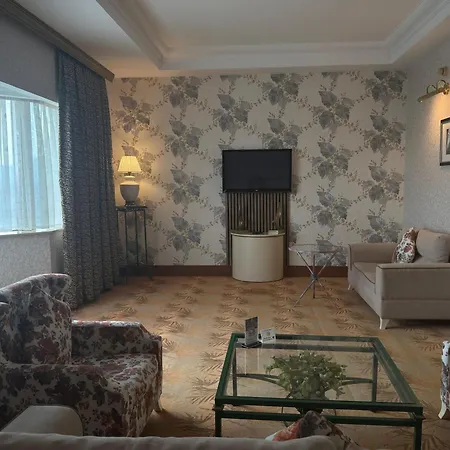 Grand Hotel Europe-2